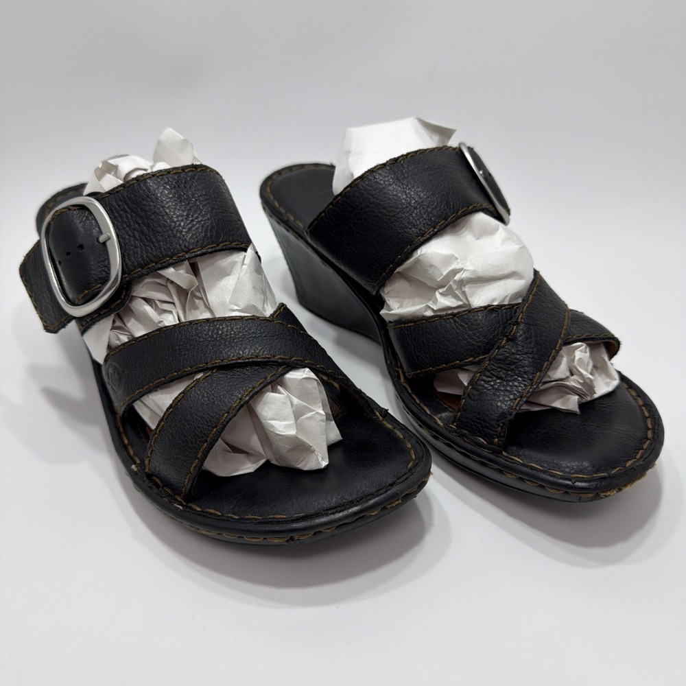 Born Salina Black Leather Slip on Sandals Adjustable Buckles Women’s Size 8/39